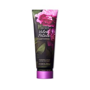 

Crema Corporal Velvet Petals de Edición Limitada Contenido Neto: 236 ML