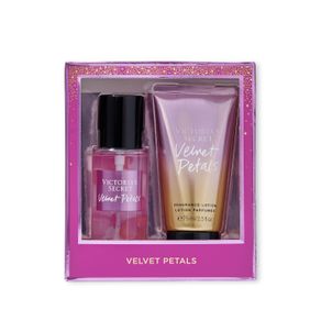

Set de Regalo Duo Velvet Petals Contenido Neto: 75 ML